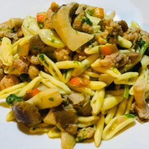 Cavatelli cardoncelli salsiccia e cime di Rapa